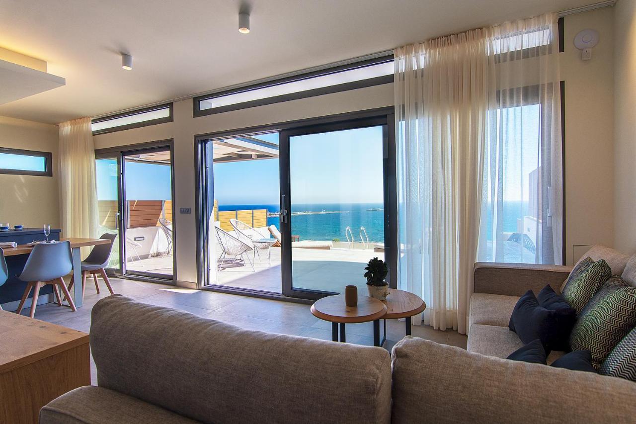Amphitheatre Suites Palaiochora Exteriör bild